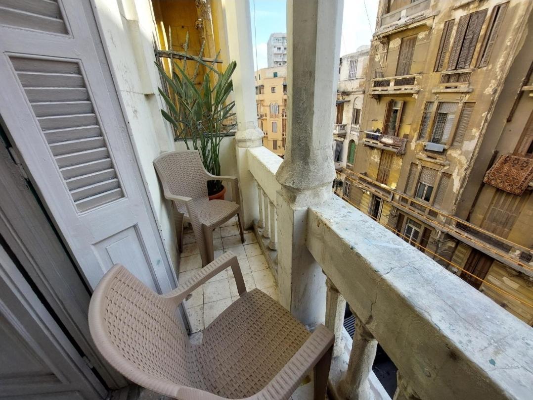 Arab Hostel, Welcoming All Solo And Groups Travellers But, Unmarried Couples Not Allowed Alexandria Exterior photo