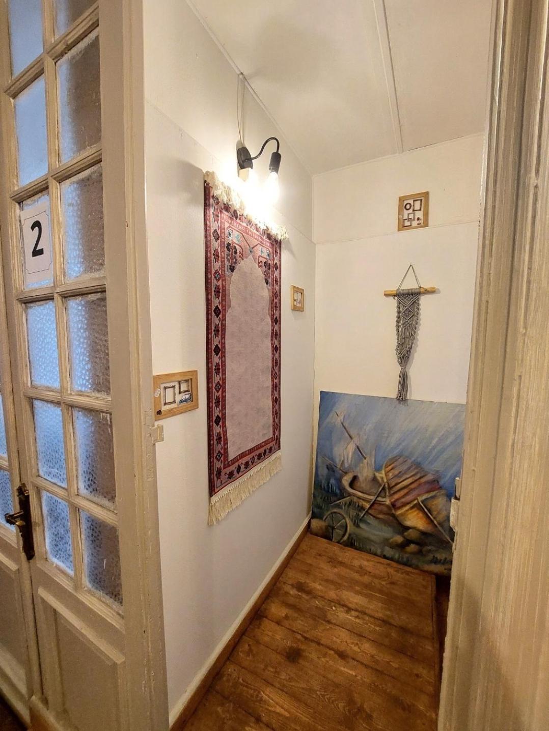 Arab Hostel, Welcoming All Solo And Groups Travellers But, Unmarried Couples Not Allowed Alexandria Exterior photo