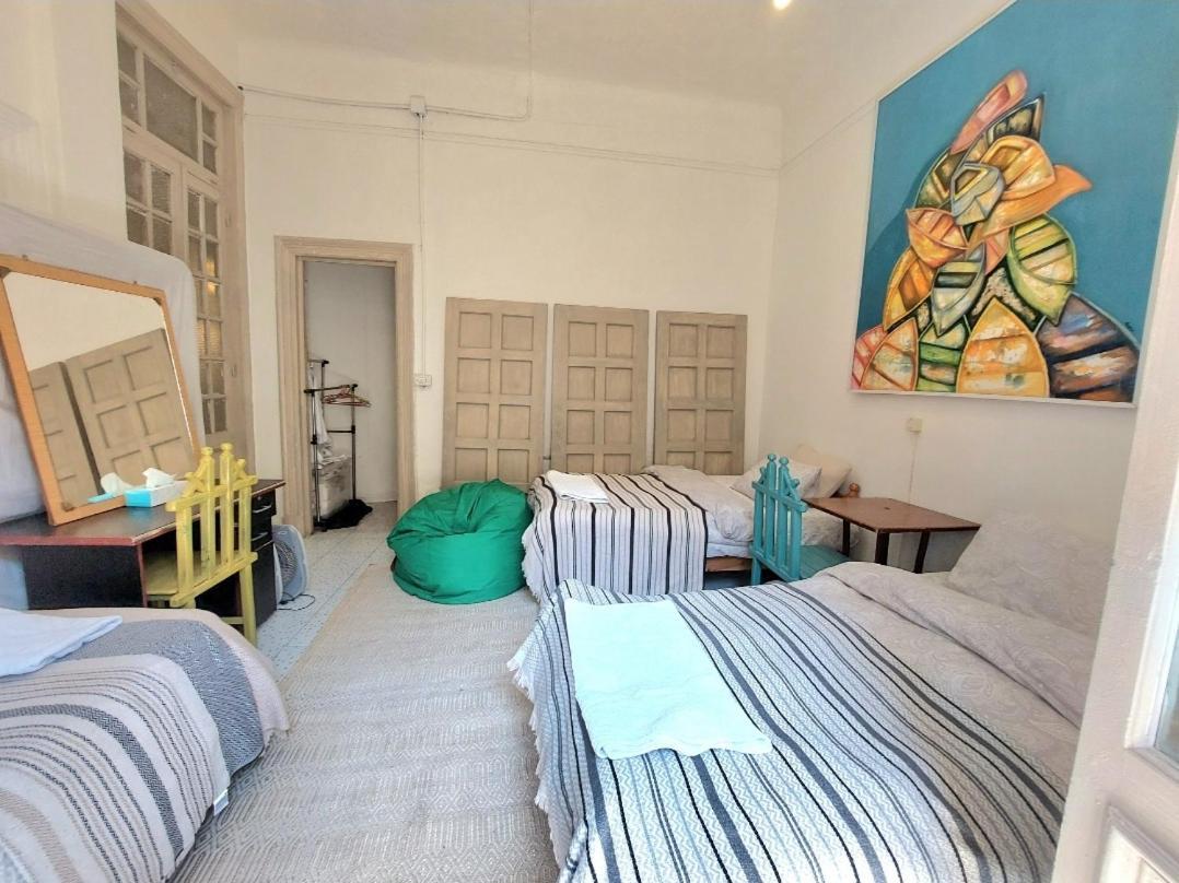 Arab Hostel, Welcoming All Solo And Groups Travellers But, Unmarried Couples Not Allowed Alexandria Exterior photo